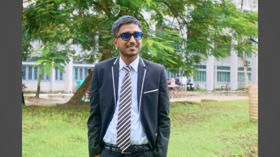 খুলনা বিশ্ববিদ্যালয় আইনের শিক্ষার্থী রাকিব বাঁচতে চান