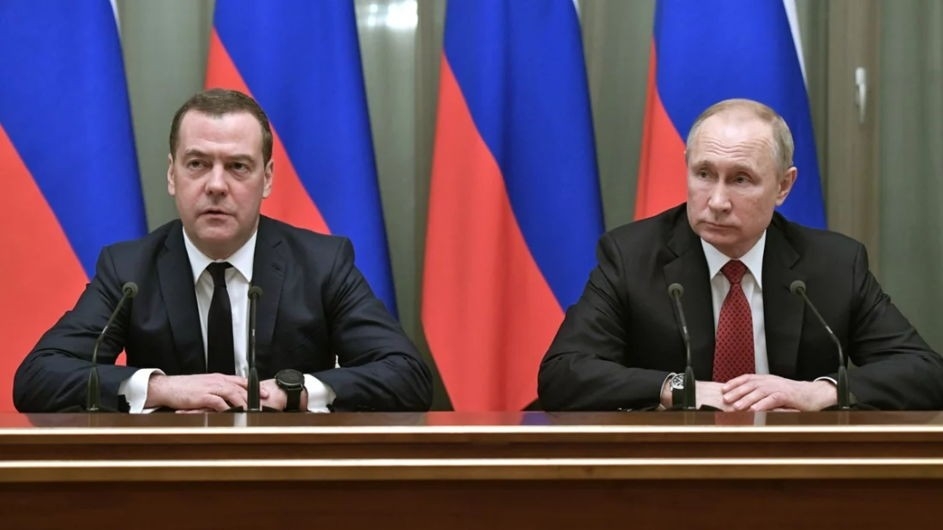 ইরানকে পারমাণবিক অস্ত্র সরবরাহ করতে প্রস্তুত বেশ কয়েকটি দেশ: মেদভেদেভ