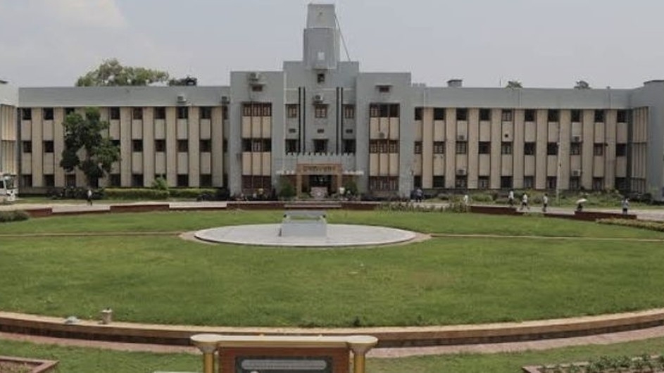 রাবির কলা অনুষদভুক্ত সকল বিভাগের শিক্ষক নিয়োগ স্থগিত