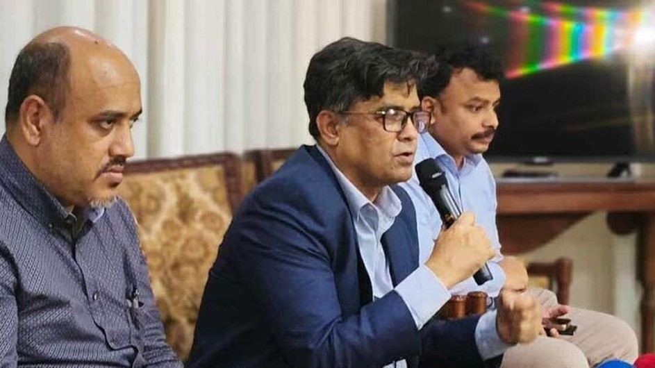 ডিসেম্বরের মধ্যে নির্বাচনের সব প্রস্তুতি নেওয়ার নির্দেশ দিয়েছেন প্রধান উপদেষ্টার