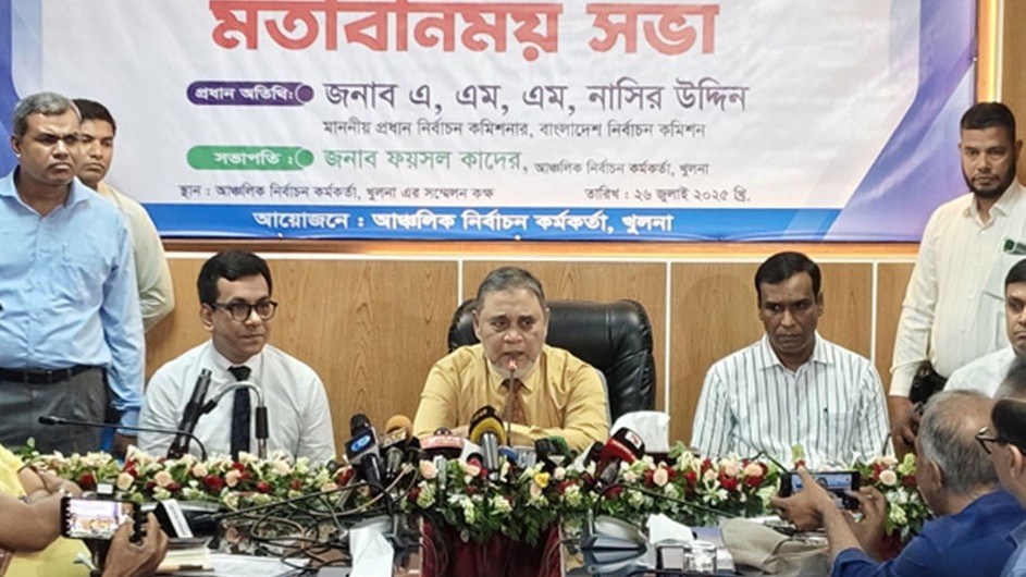 আমরা রাতের আঁধারে কিছু করতে চাই না : সিইসি