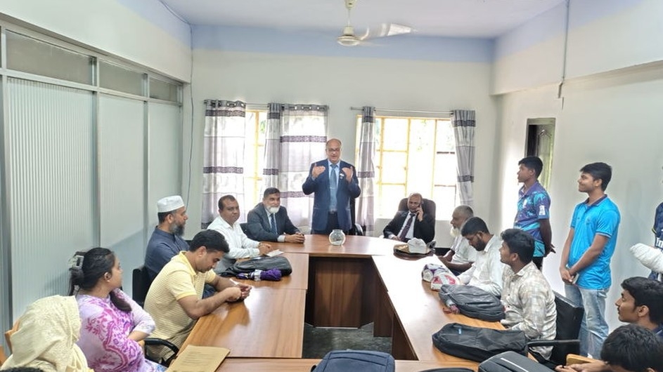 জাবিপ্রবিতে জুলাই স্মৃতি আন্ত:বিভাগ ফুটবল টুর্নামেন্টের পর্দা উন্মোচন