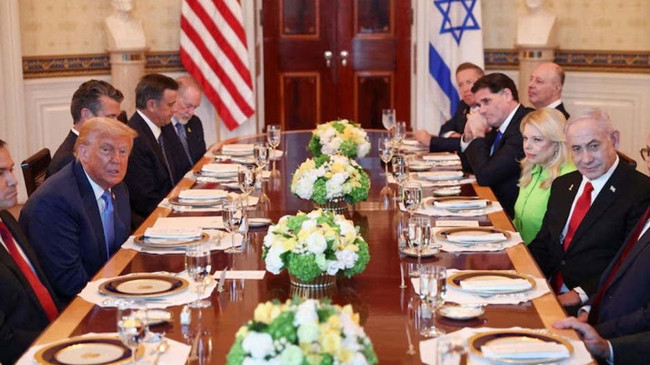 ফিলিস্তিনিদের অন্যদেশে পাঠানো নিয়ে ট্রাম্প-নেতানিয়াহু বৈঠক