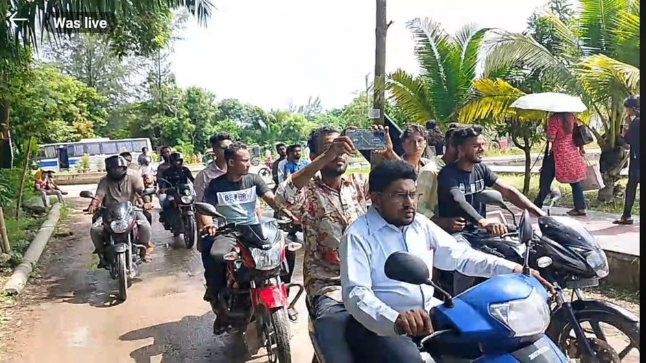 বহিরাগত এনে বিশ্ববিদ্যালয়ে শোডাউন দেওয়ার অভিযোগ গোবিপ্রবি ছাত্র অধিকার পরিষদের বিরুদ্ধে