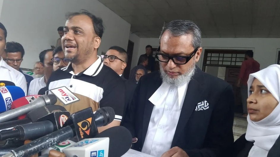 চাকরি ফিরে পেয়ে ৩ বার ‘আলহামদুলিল্লাহ’ বললেন আলোচিত দুদক কর্মকর্তা শরীফ