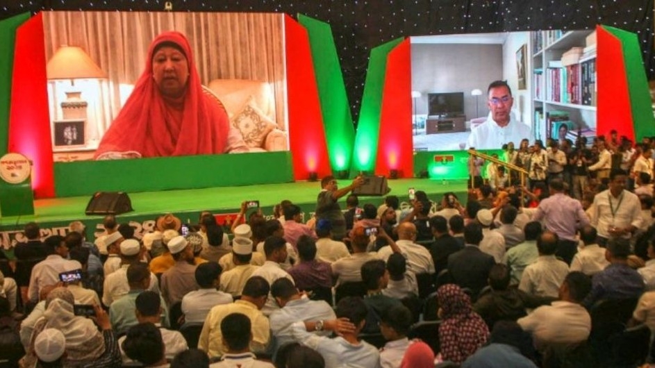 গণতন্ত্র প্রতিষ্ঠায় ঐক্য বজায় রাখার আহ্বান খালেদা জিয়ার