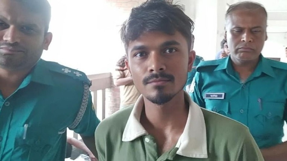 ‘৮ দিন পর পর্তুগালের ফ্লাইট, আমি ফাইসা গেছি’