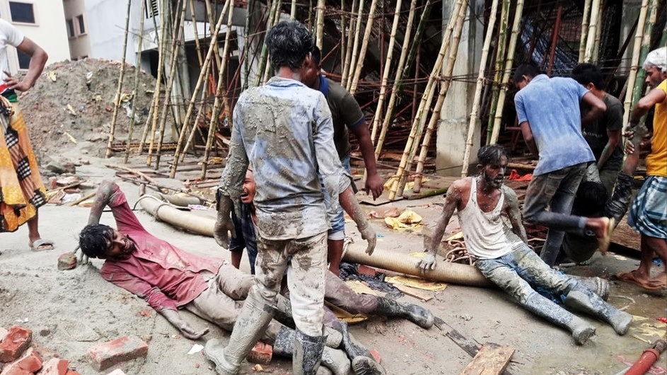 ৭২ কোটি ব্যয়ে নির্মাণাধীন ভবনের ছাদ ধ্বস, আহত ১০