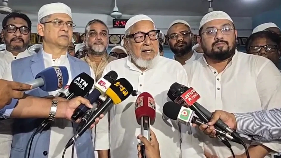 বিএনপি ক্ষমতায় গেলে সবার পরামর্শে দেশ চালাবে : নজরুল ইসলাম