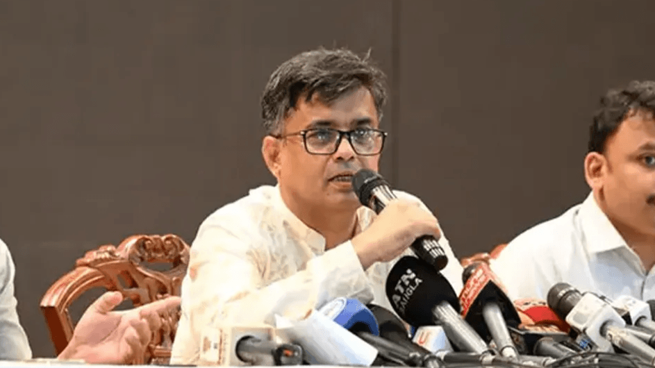 দেশের বাইরে আ.লীগ কী করছে, নজর রাখছে সরকার : প্রেস সচিব