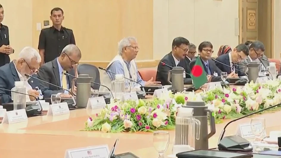 ফেব্রুয়ারিতে জাতীয় নির্বাচনের জন্য প্রস্তুত বাংলাদেশ