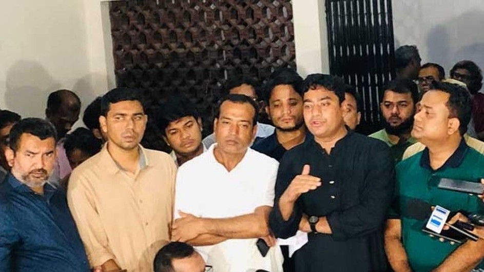 ঢাবিতে হল রাজনীতি নিষিদ্ধ হলেও ছাত্রদলের কমিটি বহাল থাকবে: রাকিব