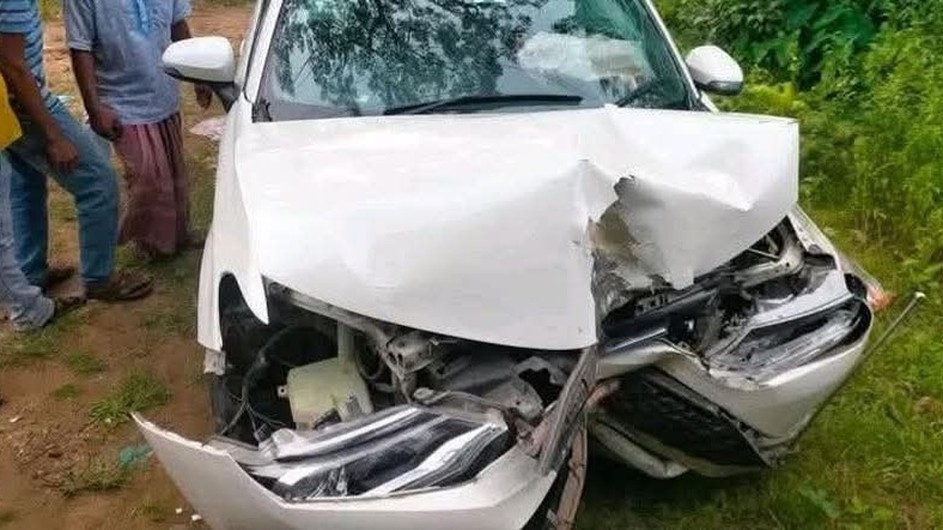 শ্রীমঙ্গলে প্রাইভেটকার গাছের সাথে ধাক্কায় ১ জনের মৃত্যু