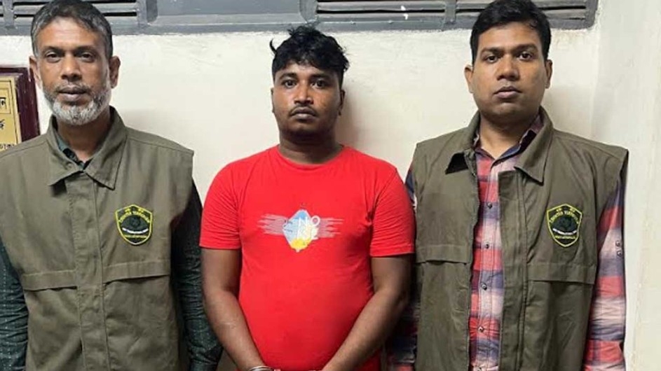মোহাম্মদপুরের ছিনতাই চক্রের প্রধান ‘ভাগনে বিল্লাল’ গ্রেপ্তার