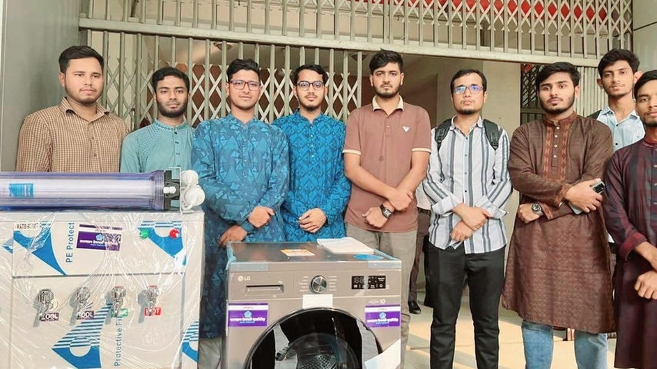 শিবিরের উদ্যোগে জবির একমাত্র ছাত্রী হলে ওয়াশিং মেশিন ও পানির ফিল্টার স্থাপন