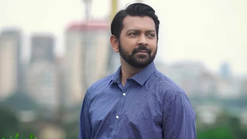 উপস্থাপনায় ফিরলেন তাহসান খান