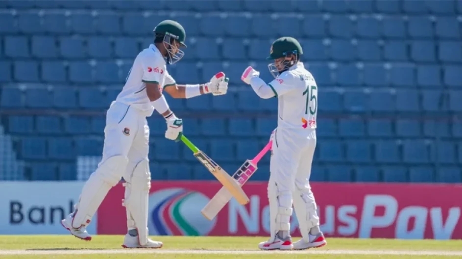 ৫৮৭ রানে ইনিংস ঘোষণা বাংলাদেশের