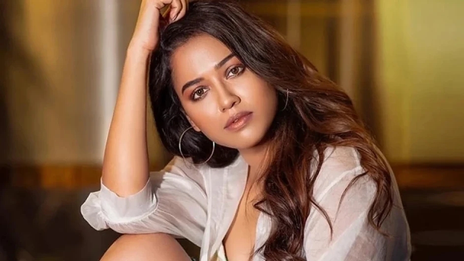 রাজনীতিতে যোগদান প্রসঙ্গে মুখ খুললেন সোহিনী