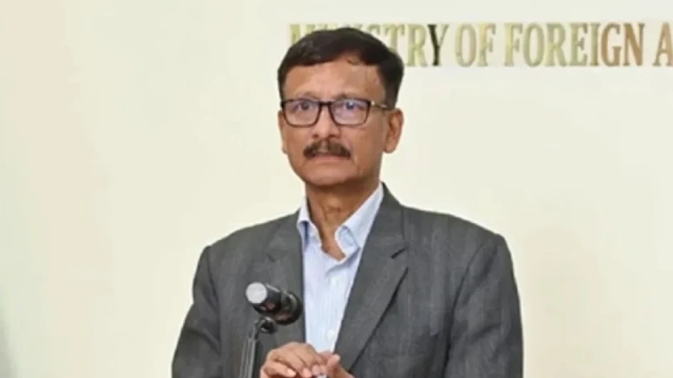 দেশে ফিরতে তারেক রহমান এখনো ট্রাভেল পাস চাননি: পররাষ্ট্র উপদেষ্টা