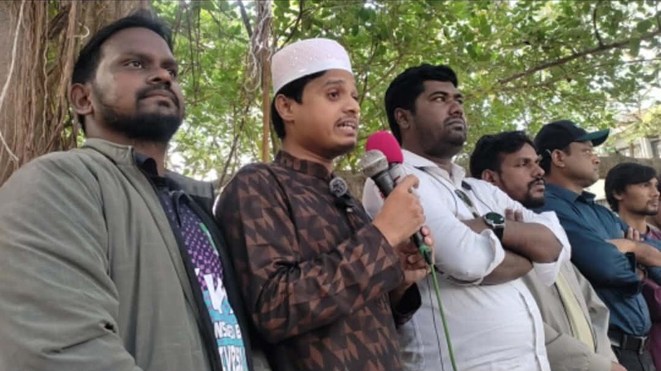 হাদিকে ‘জংলি পোলা’ বলে আখ্যা ইবি শিক্ষকের, বহিষ্কার দাবি শিবির সেক্রেটারির