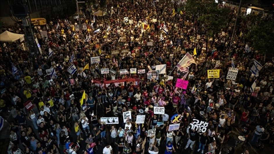 সরকারবিরোধী বিক্ষোভে উত্তাল তেলআবিব