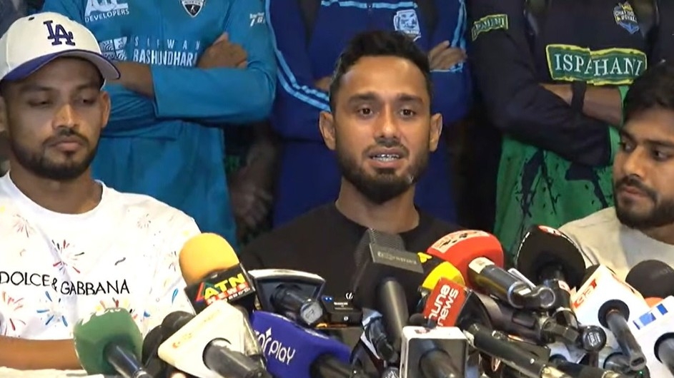 দাবি মানার আগ পর্যন্ত মাঠে নামবেন না ক্রিকেটাররা