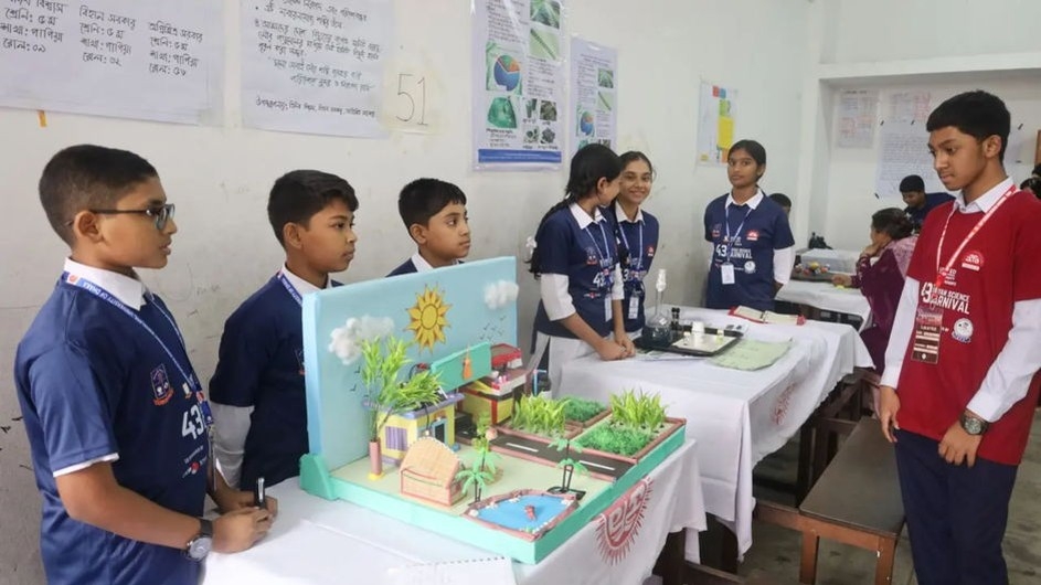 ৬ শতাধিক ক্ষুদে শিক্ষার্থীর অংশগ্রহণে শেষ হলো উদয়নের ‘সায়েন্স কার্নিভাল’