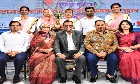 ডিবেট ফর ডেমোক্রেসিতে বিজয়ী ডিআইইউ