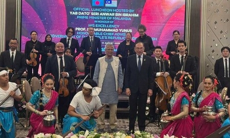 প্রধান উপদেষ্টার সম্মানে মালয়েশিয়ার প্রধানমন্ত্রীর মধ্যাহ্নভোজ