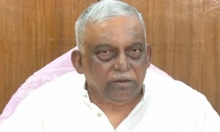 সাবেক স্বরাষ্ট্রমন্ত্রী কামালের দুই গাড়িসহ ১৯০ শতাংশ জমি জব্দের আদেশ